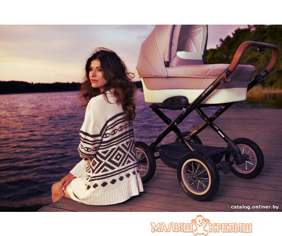 Классическая коляска Navington Corvet